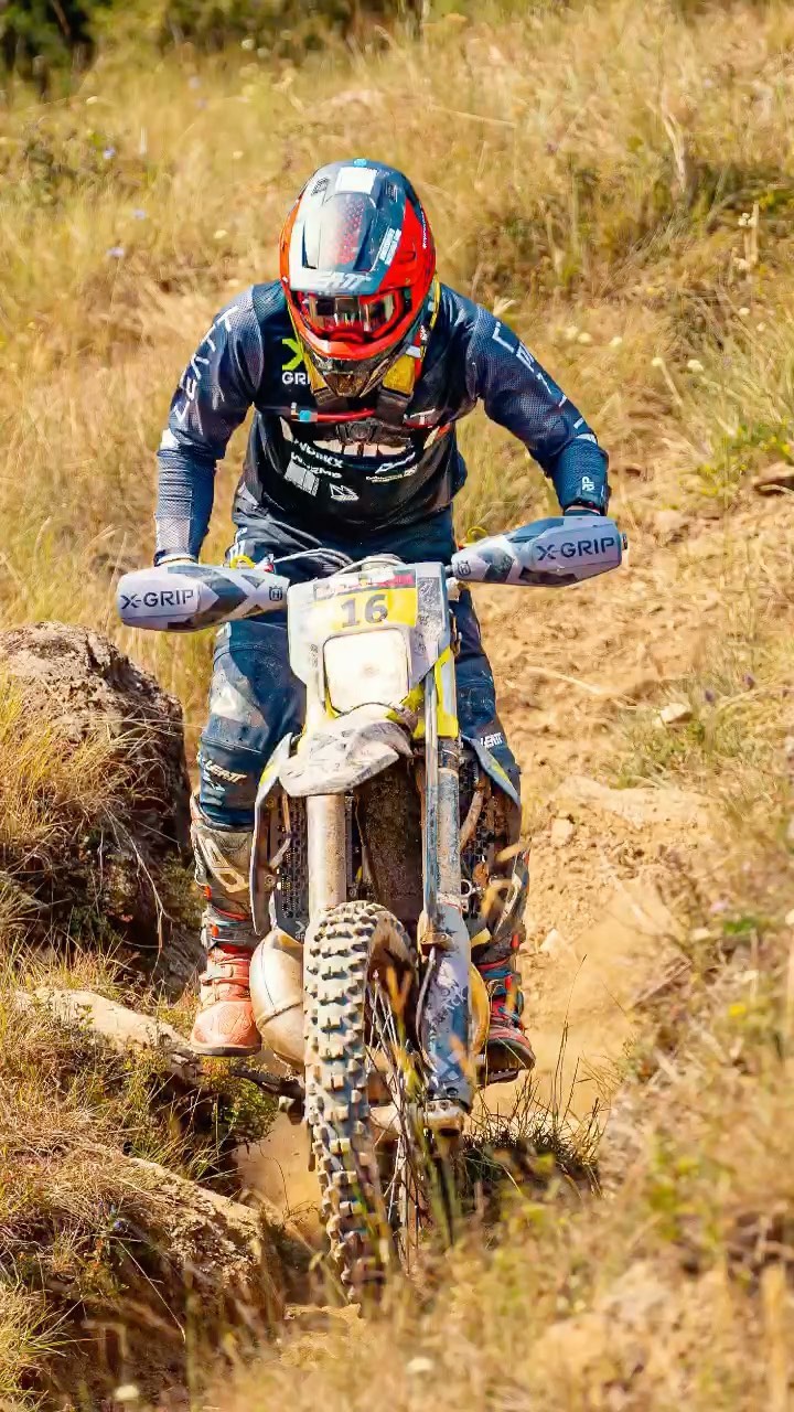 OFFROAD-Day 3 @redbullromaniacs was tough for all riders. Also for our X-GRIP TEAM. 🤘

@dieterrudolf_27 
@m_buchi44 

📸 @holzer_77 

#xgrip #enduro #stayontrack